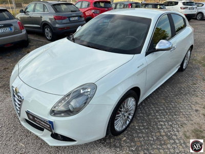 Alfa Romeo Giulietta 2.0 JTDm-2 Distinctive 170cv (3)