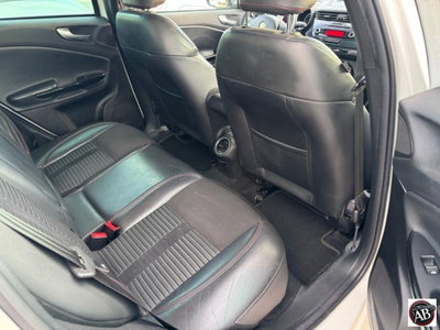 Alfa Romeo Giulietta 2.0 JTDm-2 Distinctive 170cv (9)