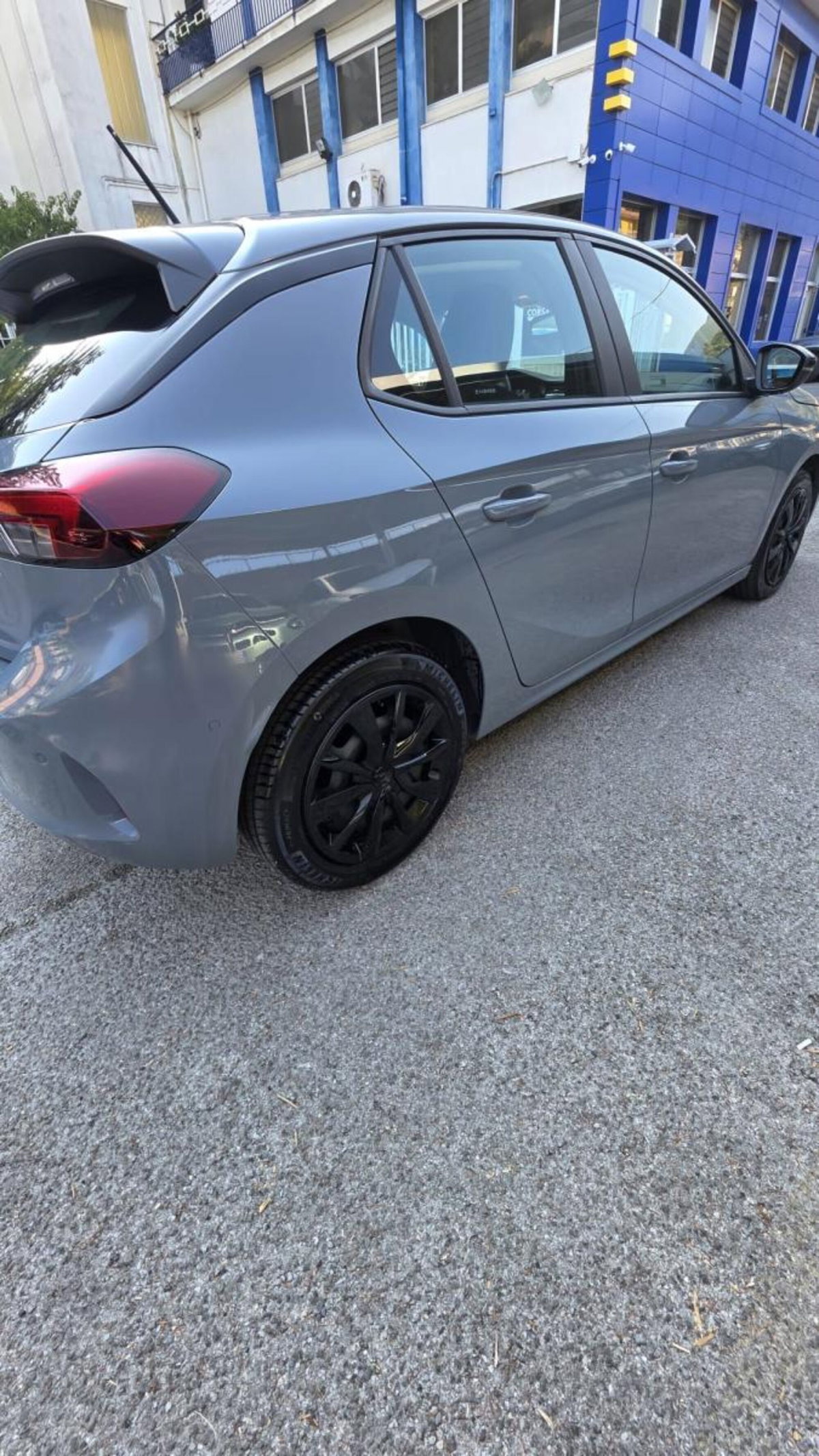 Opel Corsa 1.2 100 CV Edition (4)