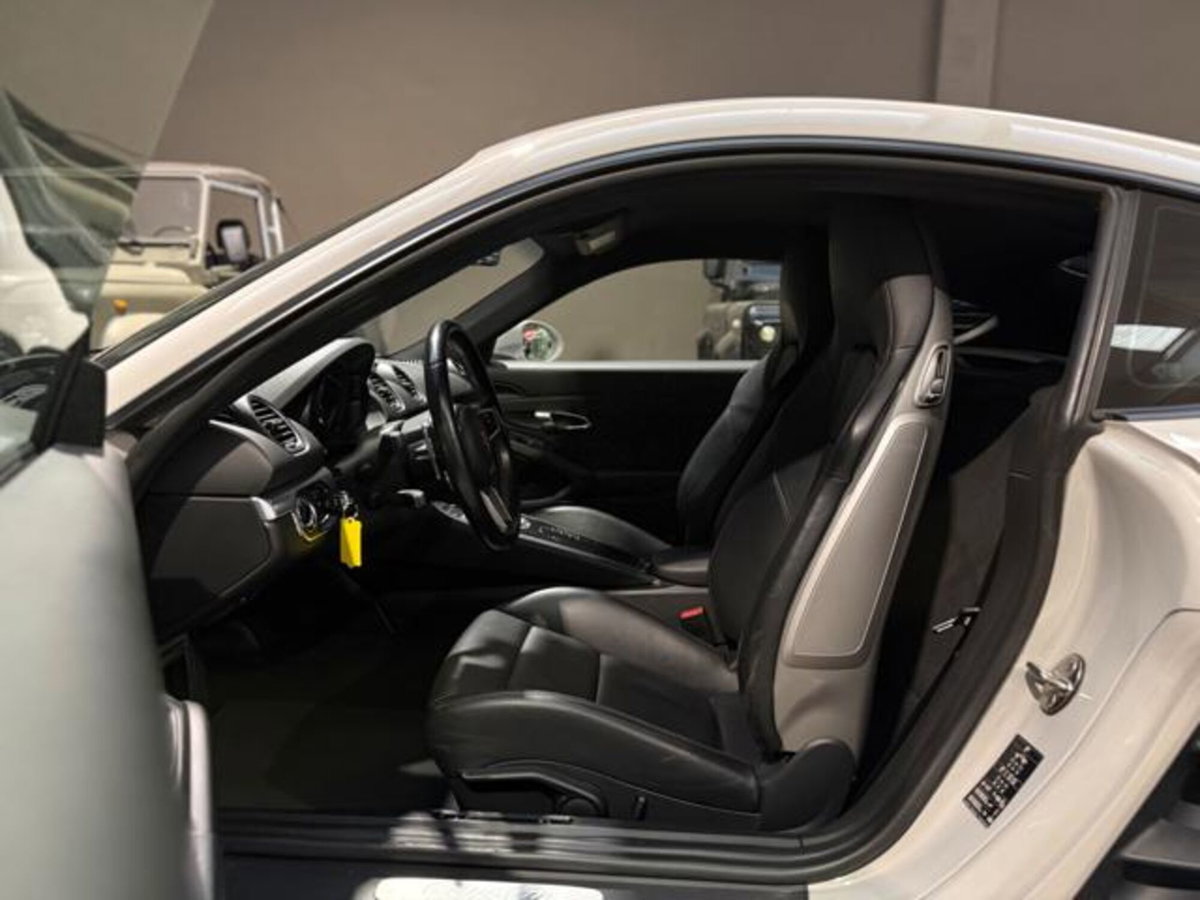 Porsche 718 Cayman  Cayman 2.0 300cv (7)