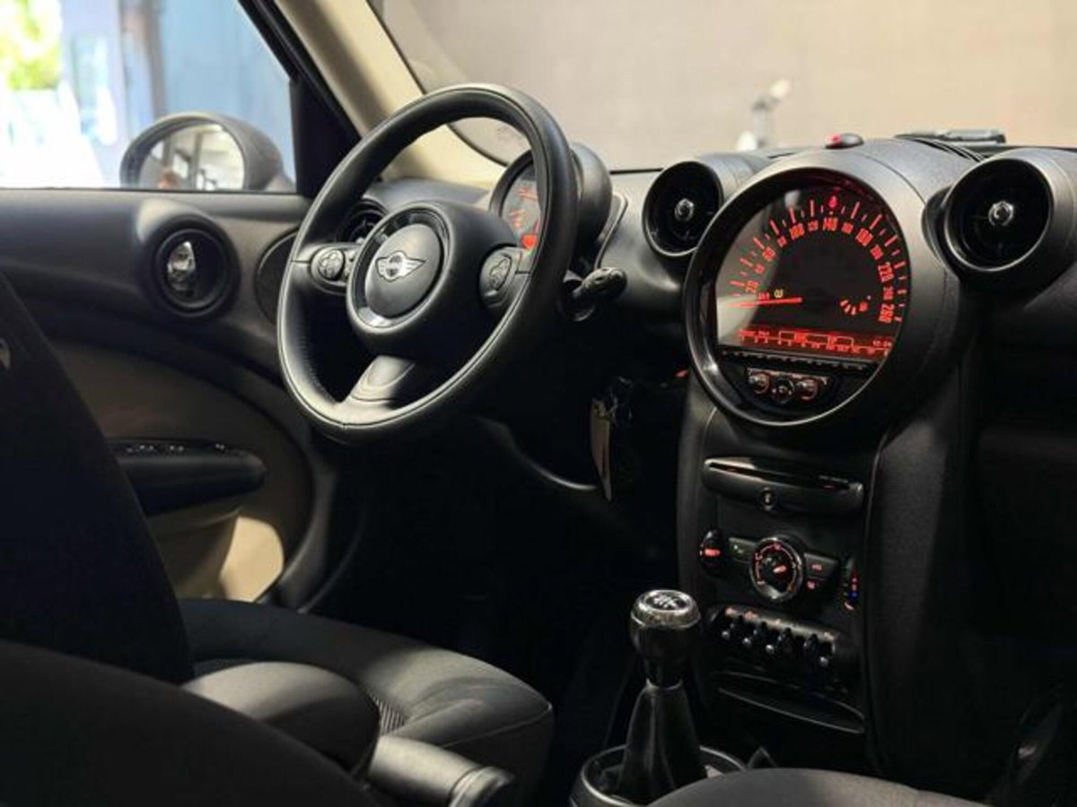MINI Mini Countryman 1.6 One D Countryman (16)
