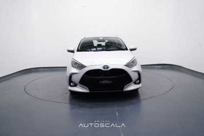 Toyota Yaris 1.5 Hybrid 5 porte Energy (2)