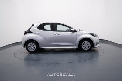 Toyota Yaris 1.5 Hybrid 5 porte Energy (7)