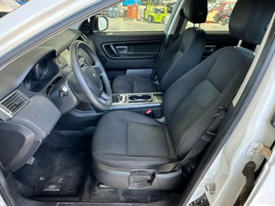 Land Rover Discovery Sport 2.0 eD4 150 CV 2WD Pure (10)
