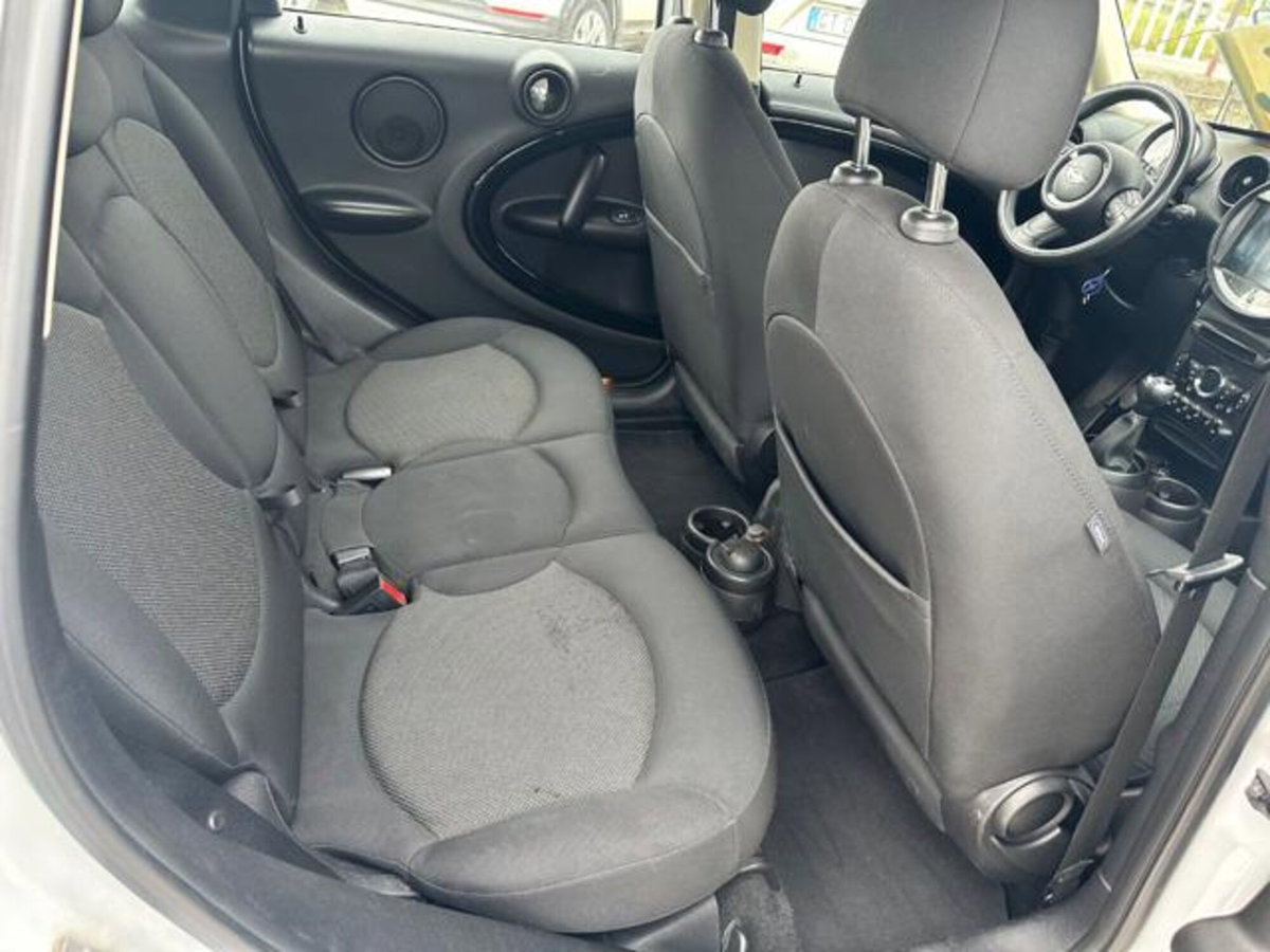 MINI Mini Countryman 1.6 Cooper D Countryman (17)
