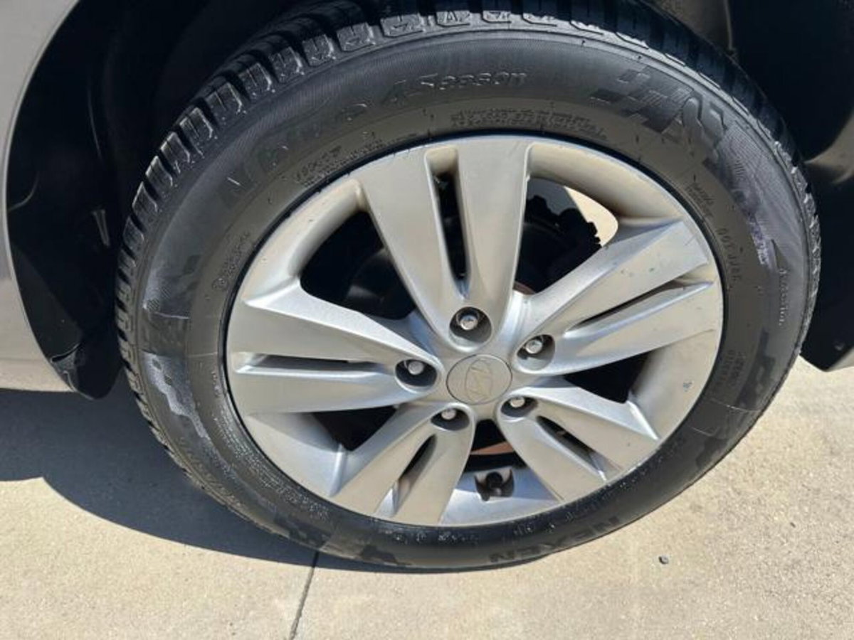 Hyundai ix20 1.4 CRDI 90 CV Comfort (10)