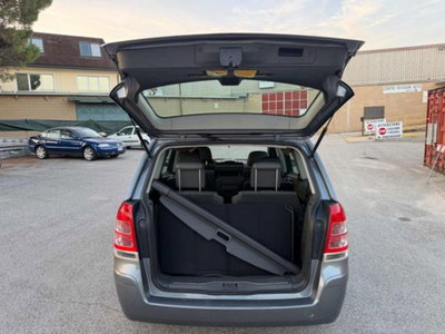 Opel Zafira 1.6 16V Twinport Cosmo (17)