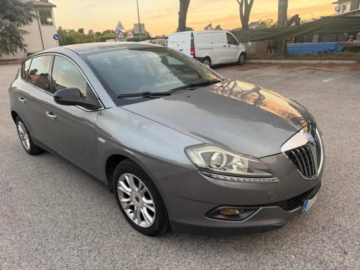 Lancia Delta 2.0 MJT DPF Executive