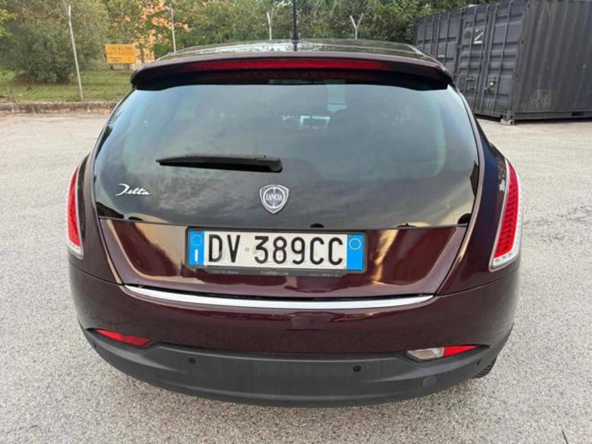 Lancia Delta 1.6 MJT DPF Platino (5)