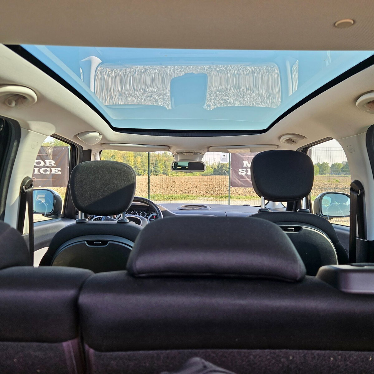 Fiat 500L 1.6 Multijet 120 CV Trekking (8)
