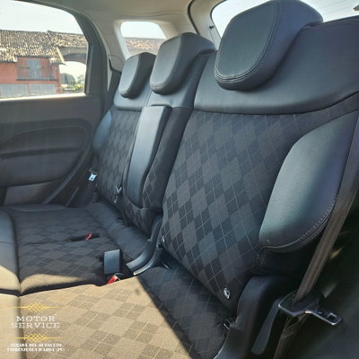 Fiat 500L 1.4 95 CV Lounge (11)