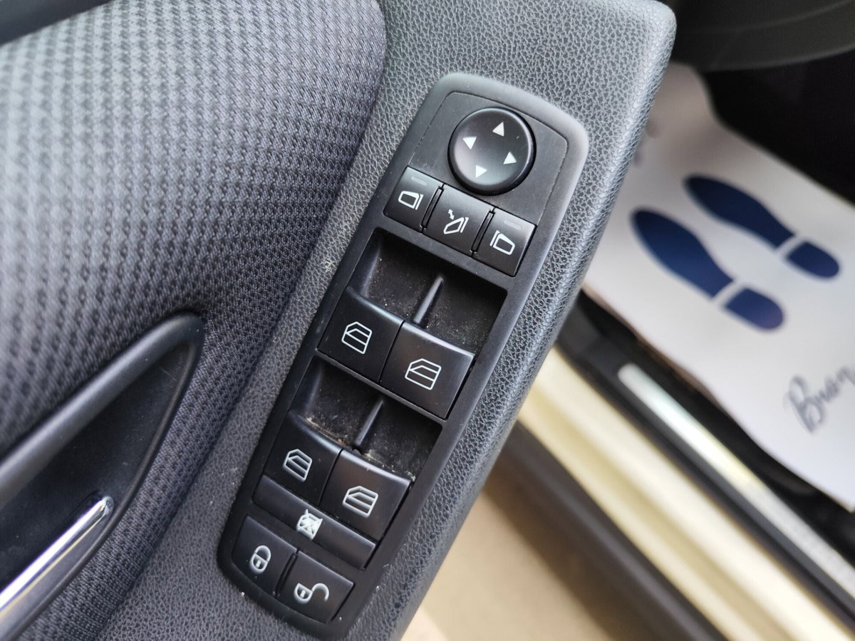 Mercedes-Benz Classe A 180 CDI (13)