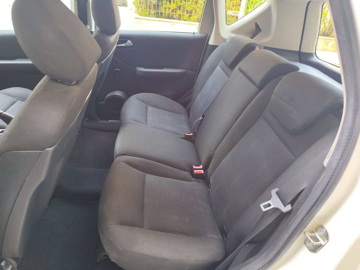 Mercedes-Benz Classe A 180 CDI (20)