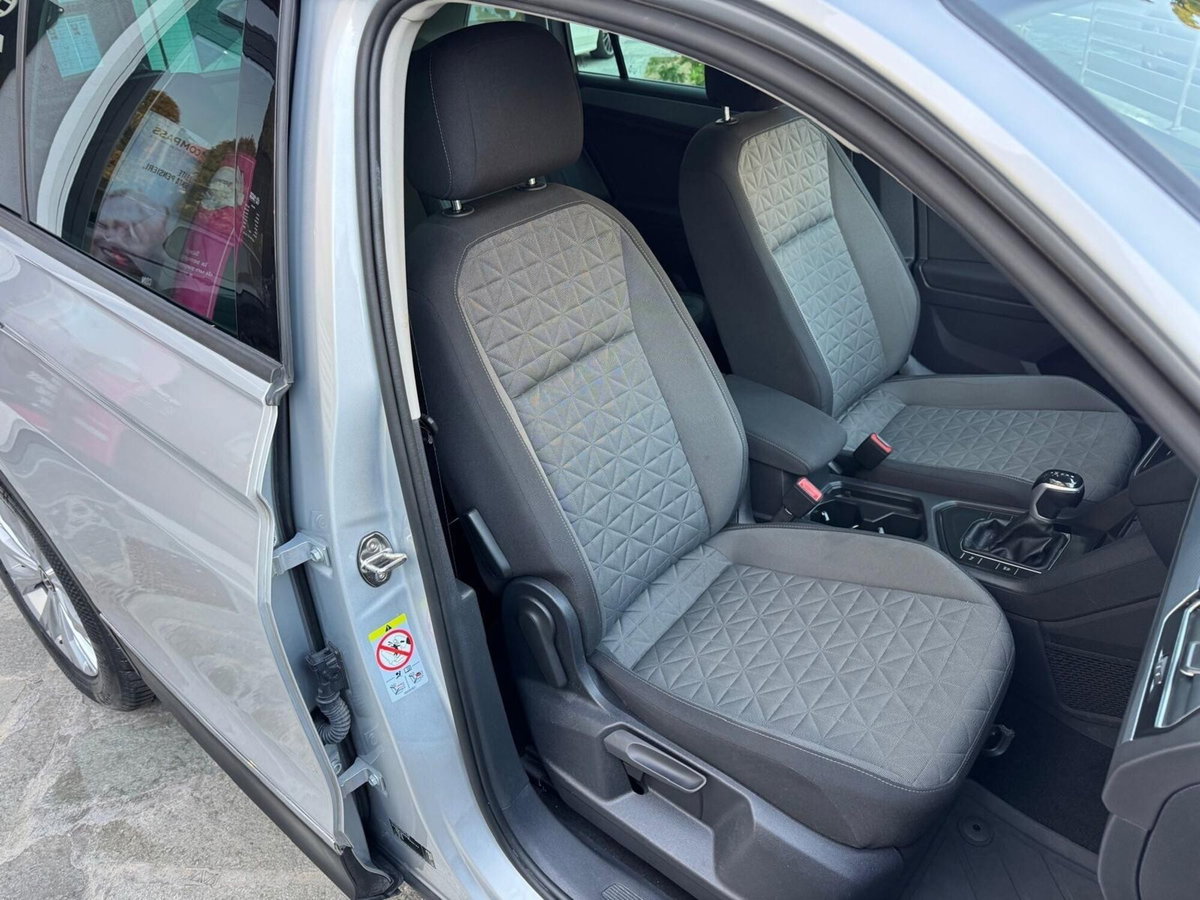 Volkswagen Tiguan 2.0 TDI 150 CV SCR DSG Life (18)