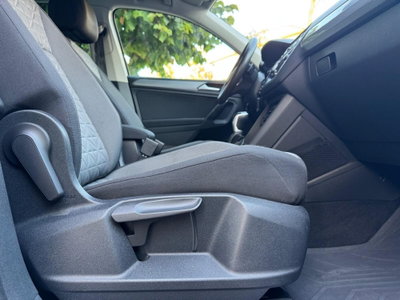 Volkswagen Tiguan 2.0 TDI 150 CV SCR DSG Life (19)