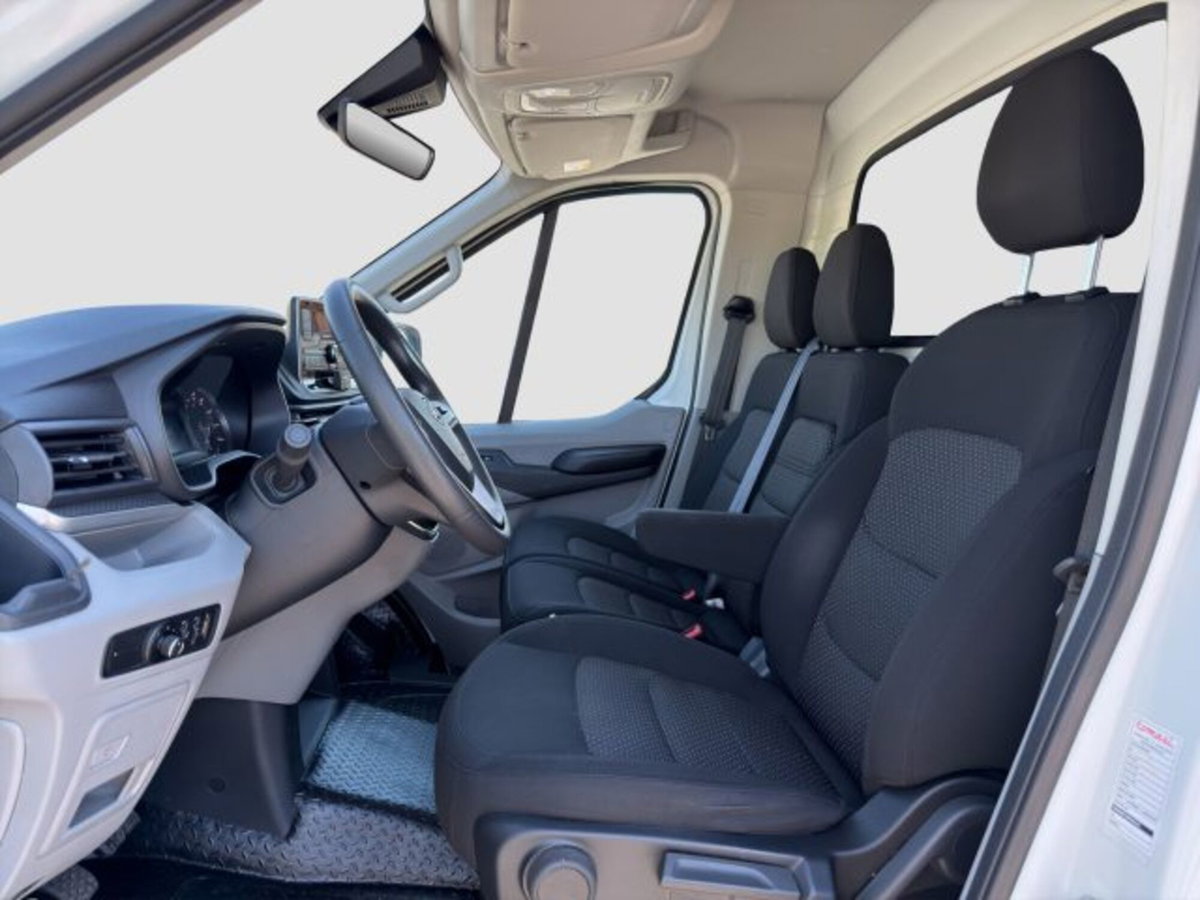 Maxus Deliver Cabinato Deliver 9 2.0 crdi 150cv L4 cab rwd r.gem. (9)