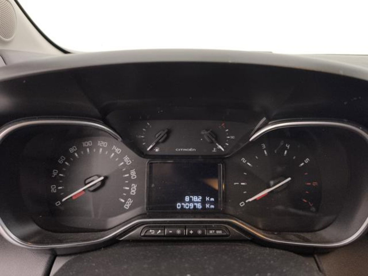 Citroen C3 Aircross BlueHDi 110 S&S Shine (13)