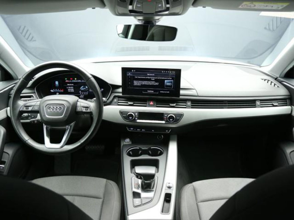 Audi A4 Avant 35 2.0 tdi mhev Business Advanced 163cv s-tronic (12)
