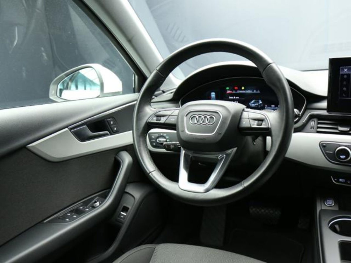 Audi A4 Avant 35 2.0 tdi mhev Business Advanced 163cv s-tronic (13)