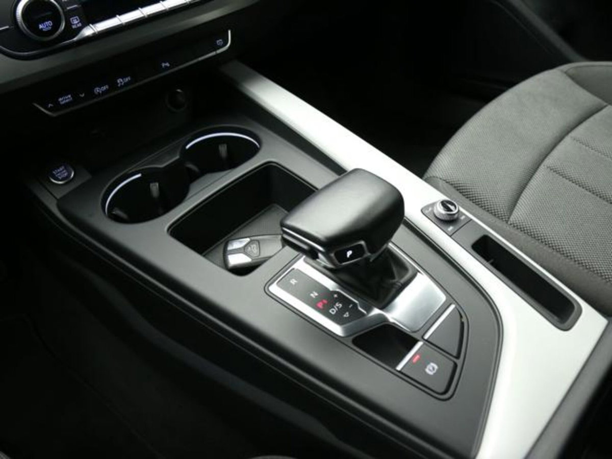 Audi A4 Avant 35 2.0 tdi mhev Business Advanced 163cv s-tronic (14)