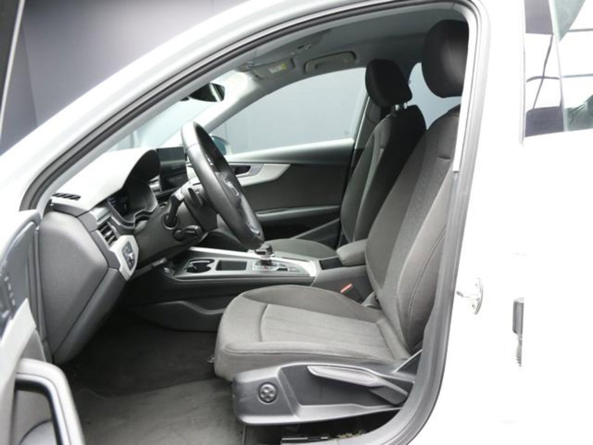 Audi A4 Avant 35 2.0 tdi mhev Business Advanced 163cv s-tronic (9)