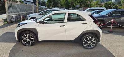 Toyota Aygo X 1.0 VVT-i 72 CV 5 porte Limited Air (2)