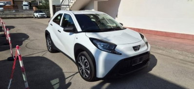 Toyota Aygo X 1.0 VVT-i 72 CV 5 porte Limited Air (4)