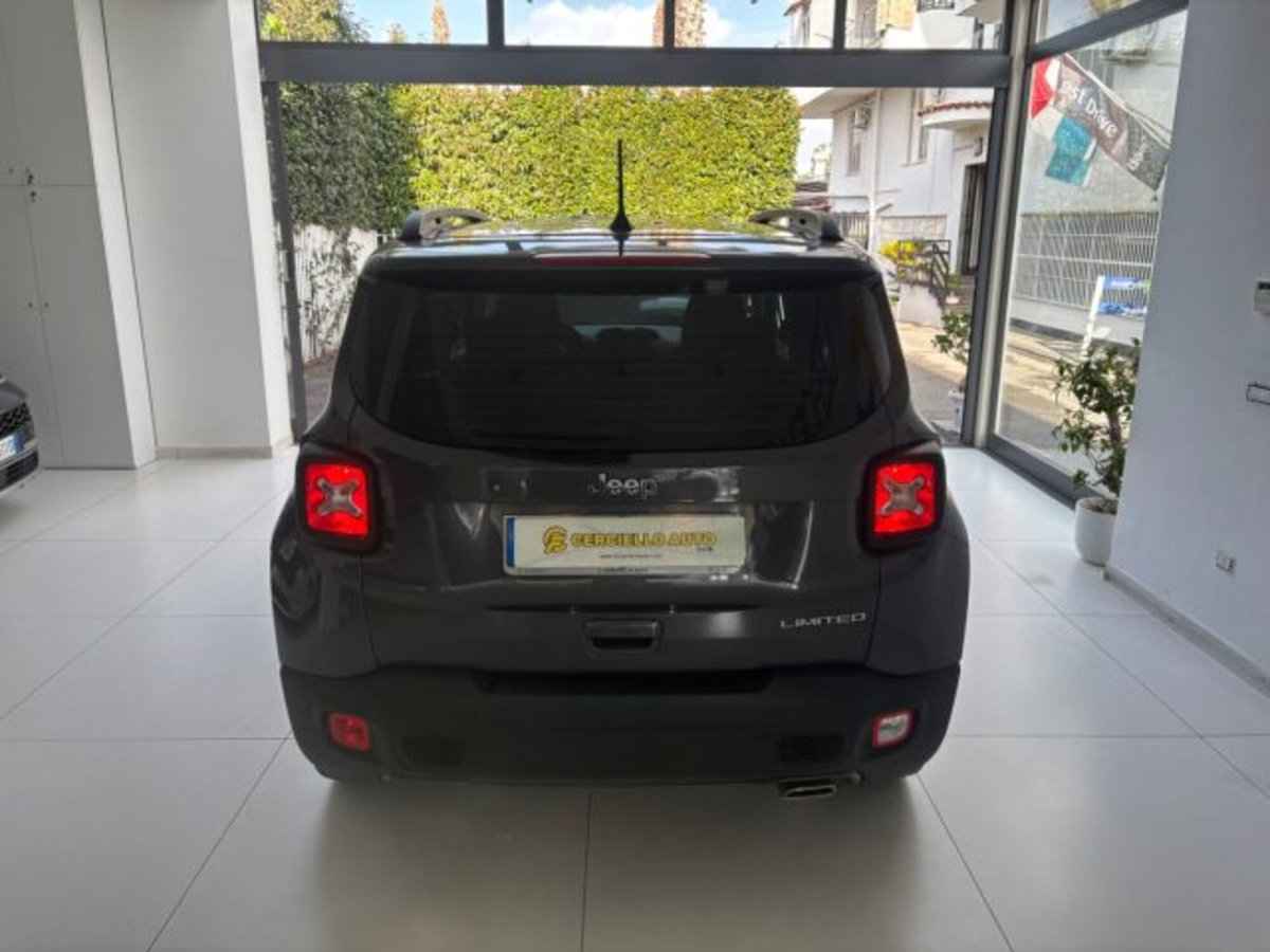 Jeep Renegade 1.5 Turbo T4 MHEV Limited (14)