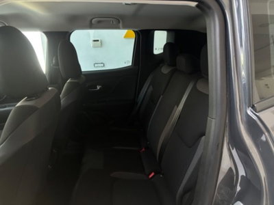 Jeep Renegade 1.5 Turbo T4 MHEV Limited (20)