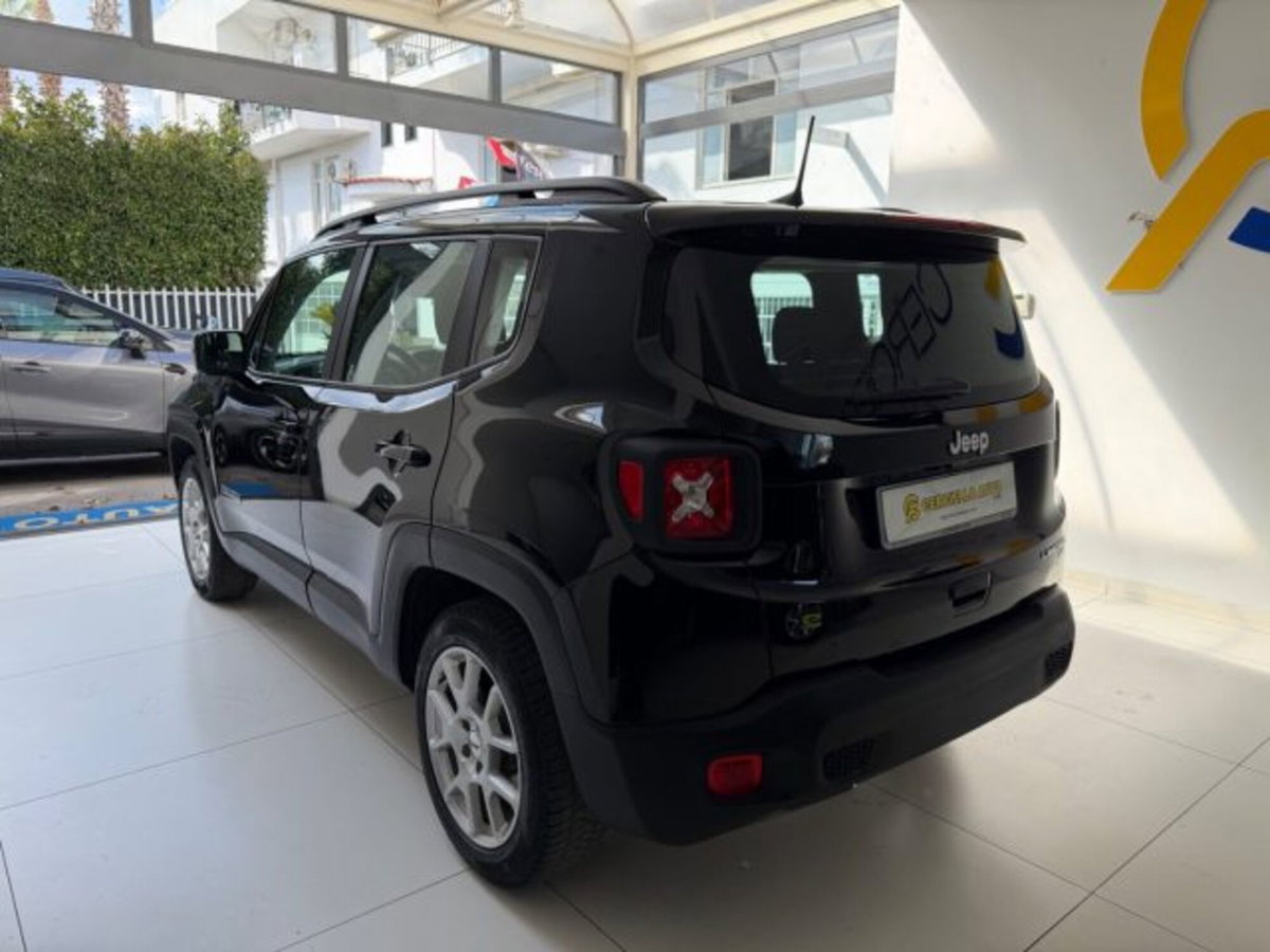 Jeep Renegade 1.5 Turbo T4 MHEV Limited (9)