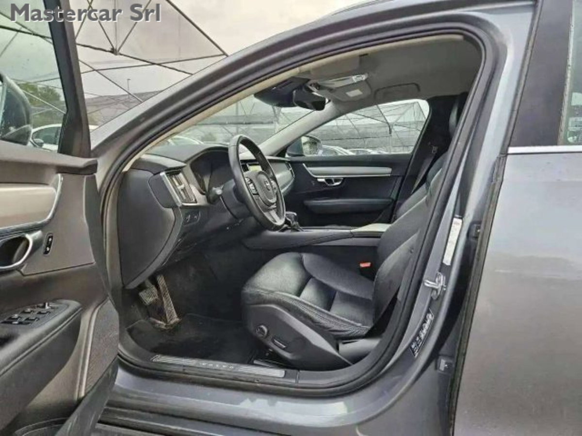 Volvo V90 D4 AWD Geartronic Business Plus (12)