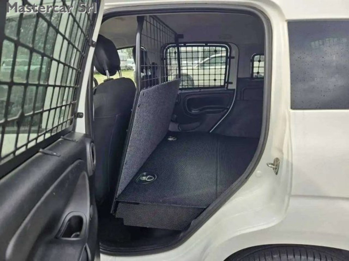 Fiat Panda 1.2 Pop Van 2 posti (10)