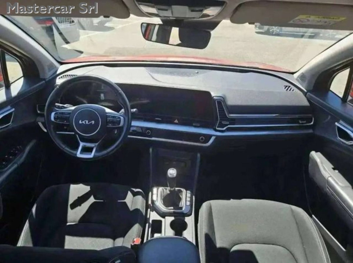 Kia Sportage 1.6 CRDi MHEV Business (11)