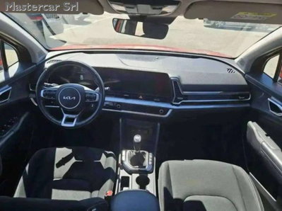 Kia Sportage 1.6 CRDi MHEV Business (11)