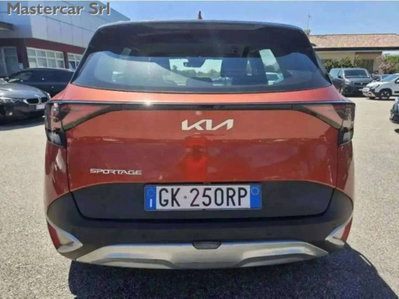 Kia Sportage 1.6 CRDi MHEV Business (4)