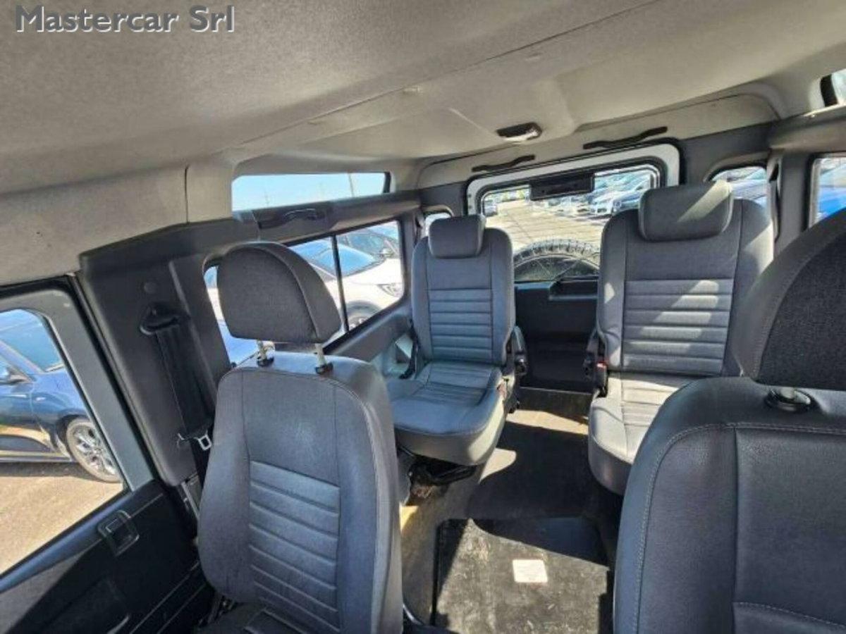 Land Rover Defender 90 2.4 TD4 Station Wagon S (11)