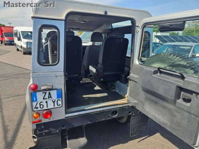 Land Rover Defender 90 2.4 TD4 Station Wagon S (15)
