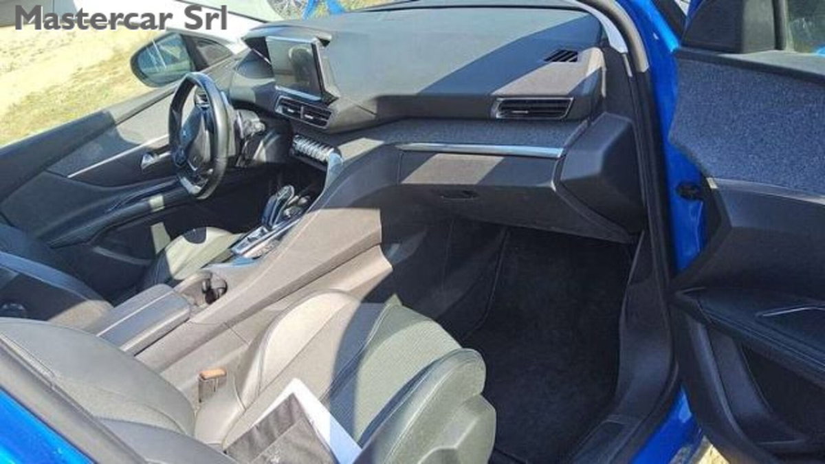 Peugeot 3008 BlueHDi 130 S&S Allure (6)
