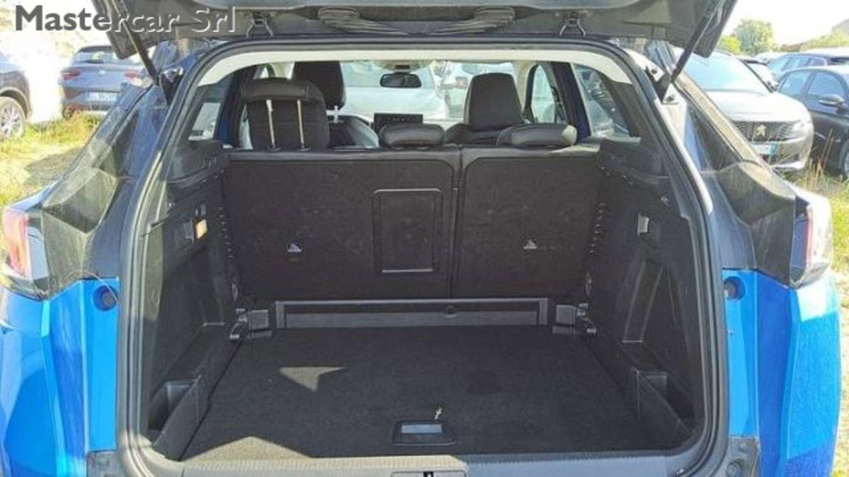 Peugeot 3008 BlueHDi 130 S&S Allure (9)