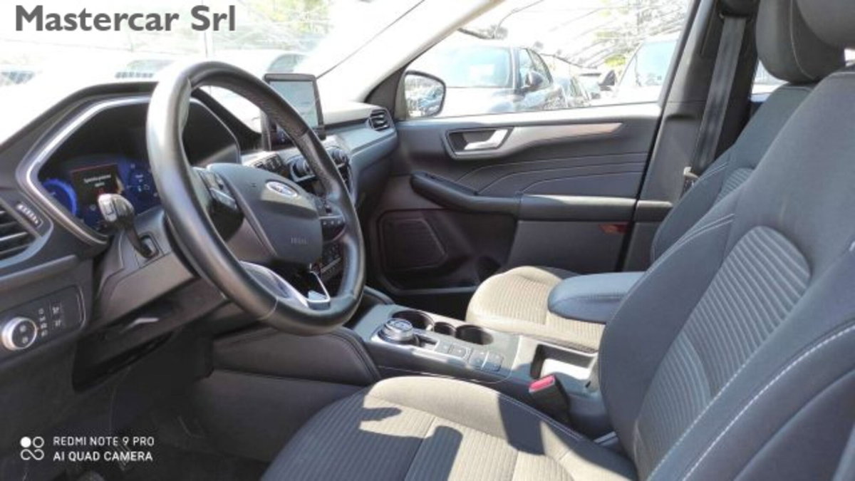 Ford Kuga 2.5 Full Hybrid 190 CV CVT 2WD ST-Line Design (13)