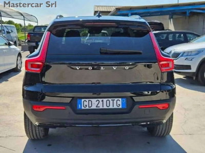 Volvo XC40 T5 Recharge Plug-in Hybrid R-design (5)