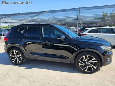 Volvo XC40 T5 Recharge Plug-in Hybrid R-design (7)