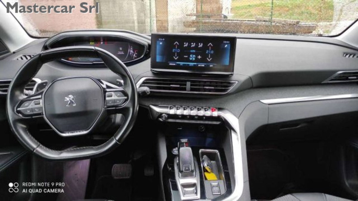 Peugeot 3008 BlueHDi 130 S&S EAT8 Allure Pack (11)