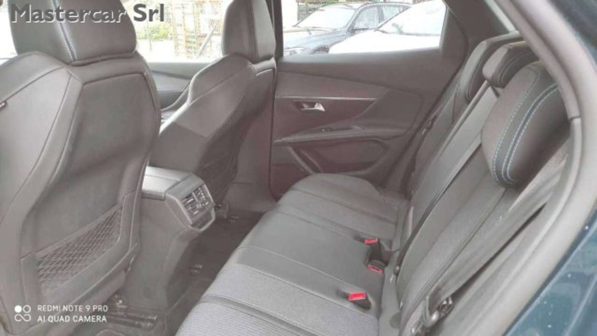 Peugeot 3008 BlueHDi 130 S&S EAT8 Allure Pack (14)