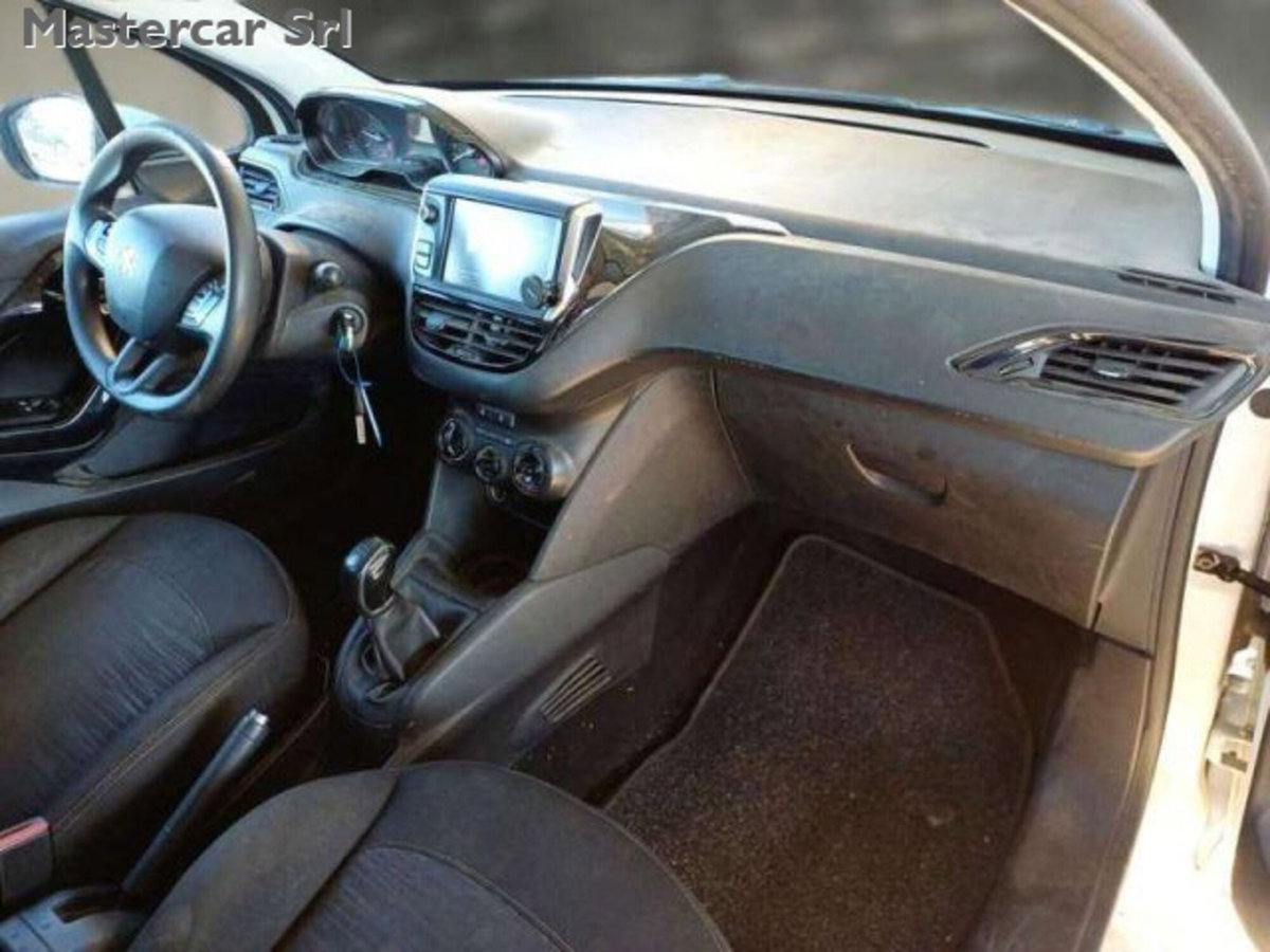 Peugeot 208 1.2 puretech Active s&s 100cv (4)