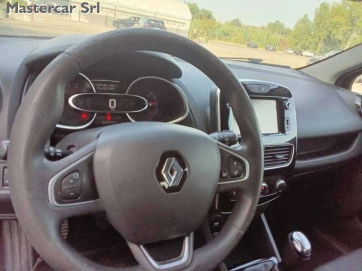 Renault Clio Sporter 1.2 75CV Zen (3)