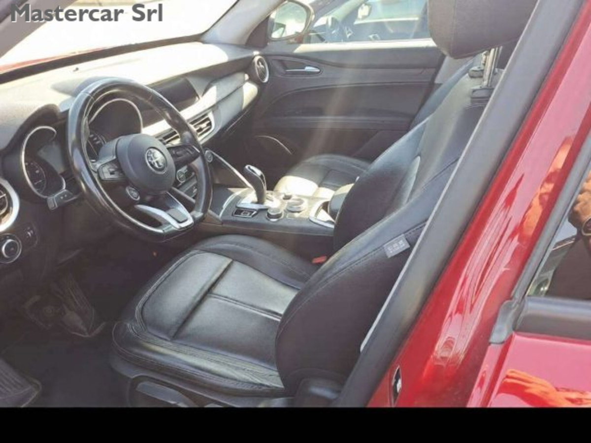 Alfa Romeo Stelvio 2.2 t Intensa rwd 160cv auto (6)