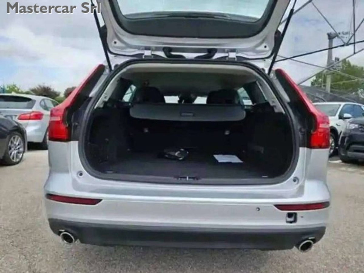 Volvo V60 D4 AWD Geartronic Business (14)