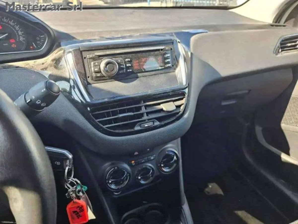 Peugeot 208 75 5 porte Active (12)