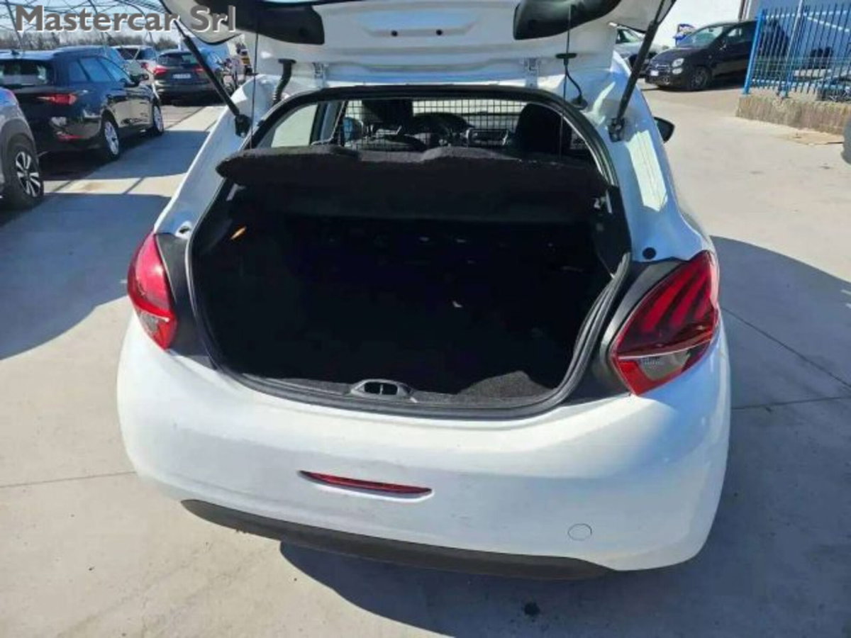 Peugeot 208 75 5 porte Active (14)